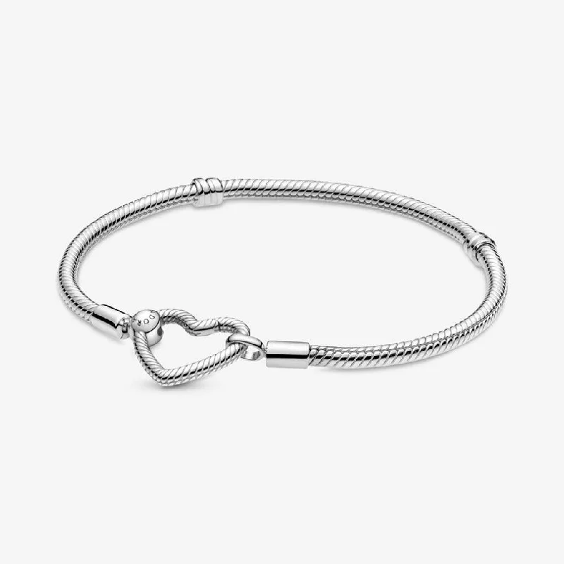 PANDORA : Pandora Moments Heart Closure Snake Chain Bracelet