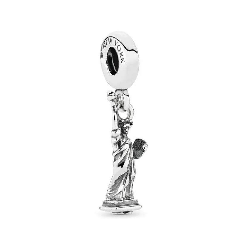 PANDORA : MOMENTS Statue of Liberty Dangle Charm