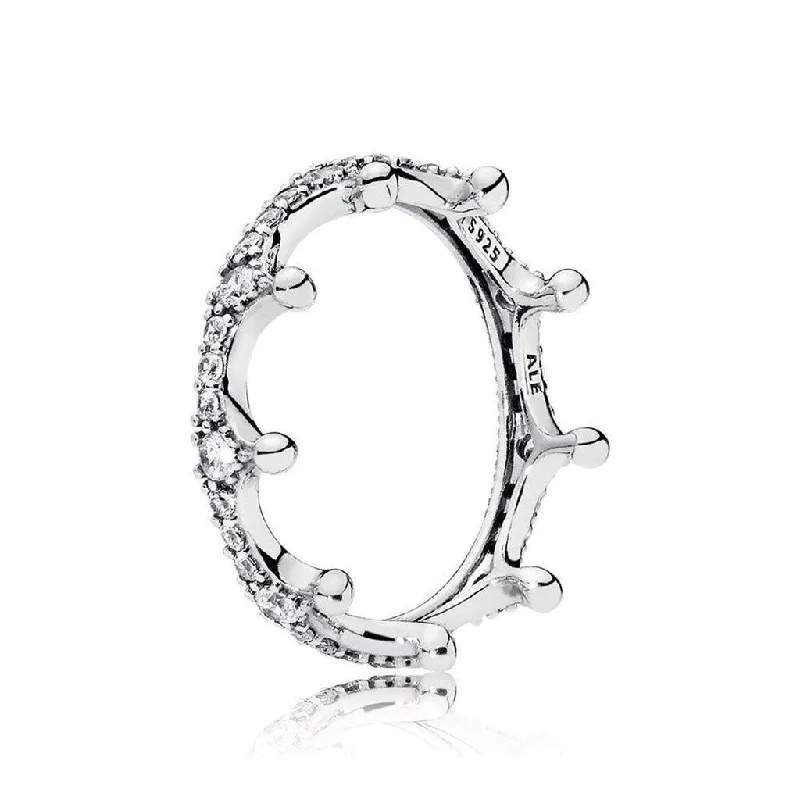 PANDORA : Enchanted Crown Ring in Sterling Silver