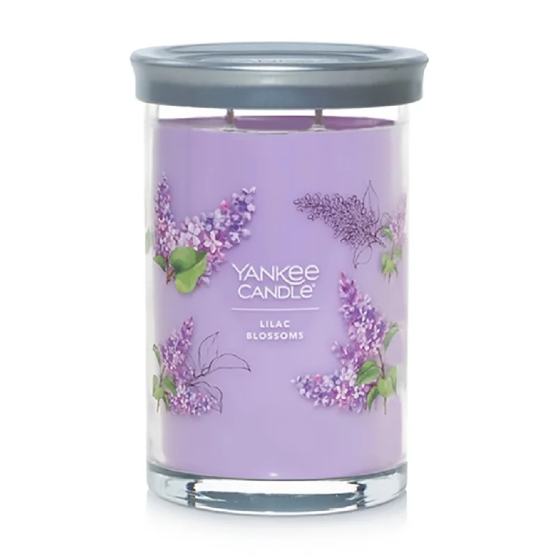 Yankee Candle : Signature Large Tumbler Candle in Lilac Blossoms