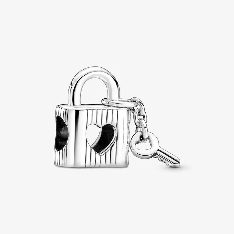 PANDORA : Padlock & Heart Key Charm